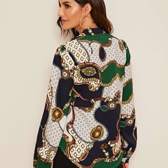 geometric chain print v-neck shirt - Picture 2 of 5